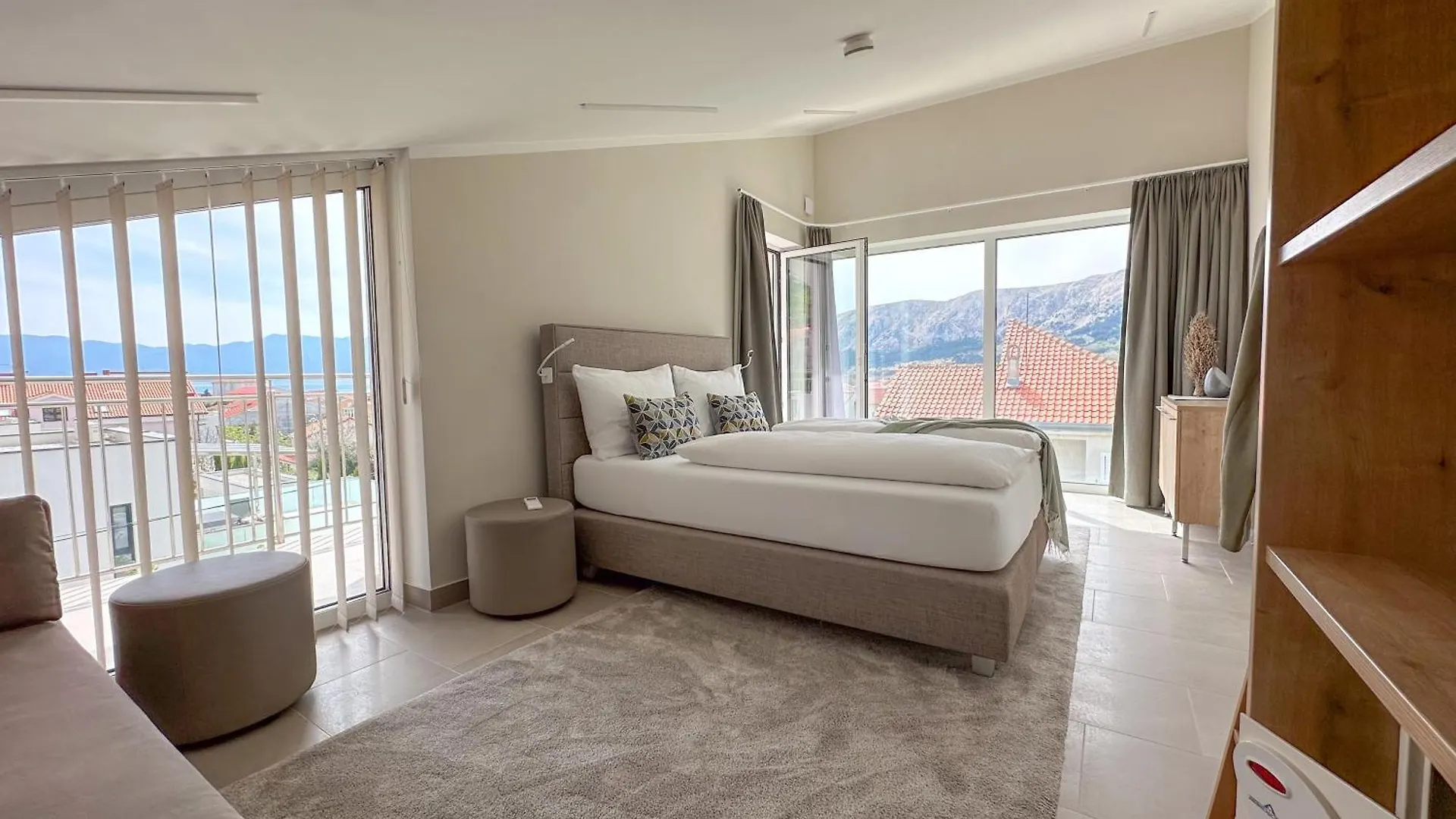 Apartment Baska, Exklusive Apartments Mit Poolarea In Baska, Krk - Kroatien Croazia
