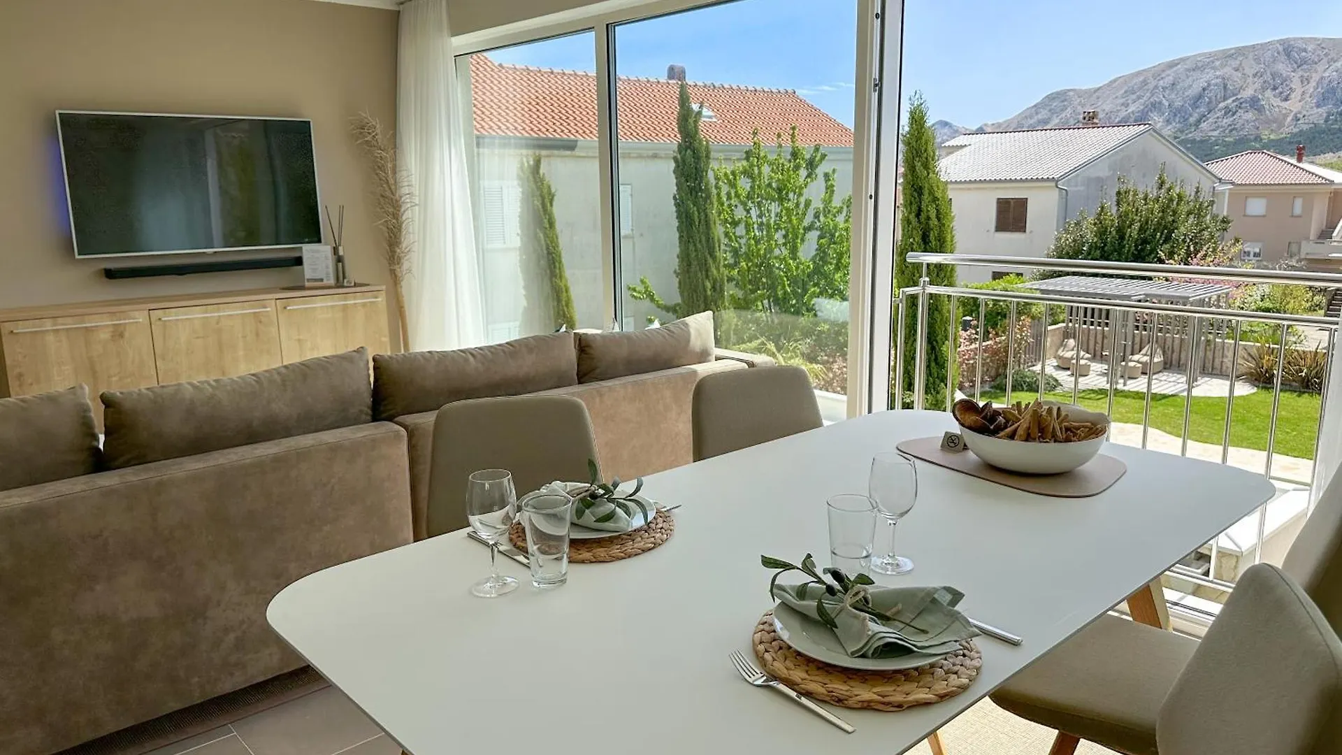 Apartment Baska, Exklusive Apartments Mit Poolarea In Baska, Krk - Kroatien